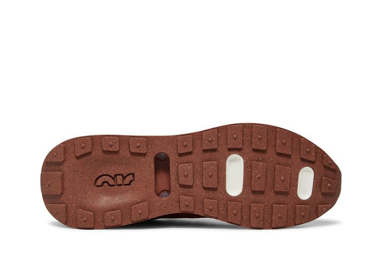 air-max-pre-day-se-sun-club-light-orewood-brown-dm0037-100_03