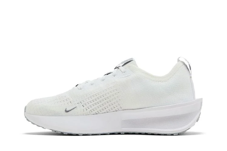 Кроссовки Nike Wmns Interact Run 'White Metallic Silver'