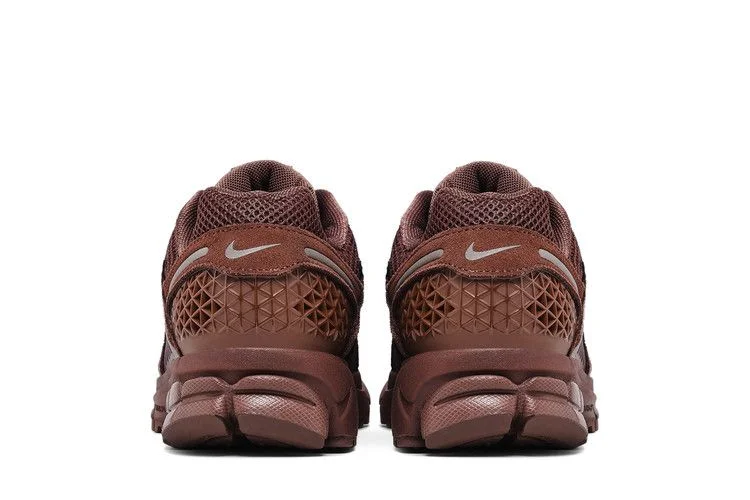 Кроссовки Nike Wmns Air Zoom Vomero 5 'Fauna Brown Velvet Brown'
