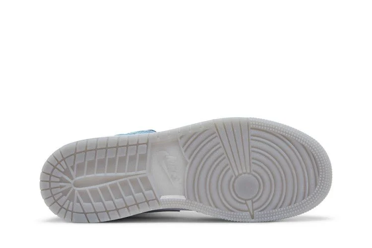 Krossovki-Air-Jordan-1-Mid-SE-GS-French-Blue-3