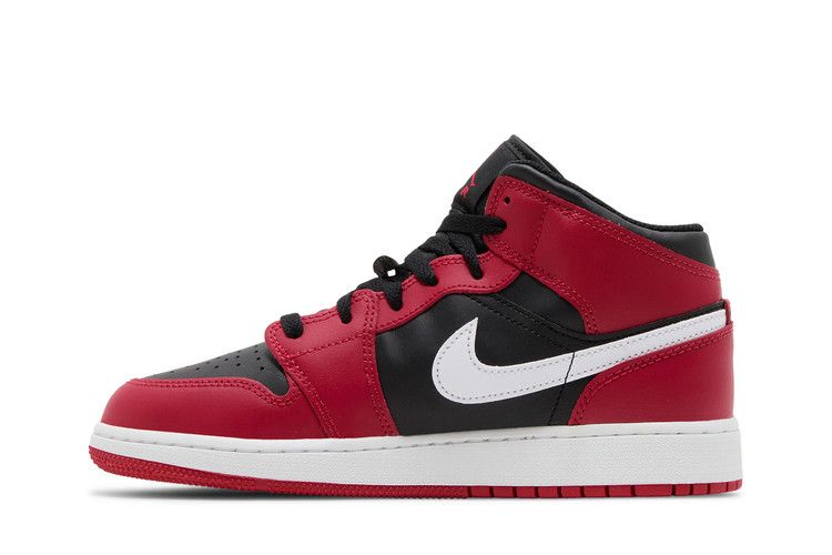 air-jordan-1-mid-gs-gym-red-black-white-dq8423-061_02