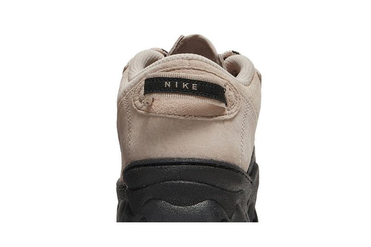 Кроссовки Nike Wmns Lahar Low 'Fossil Stone Black'