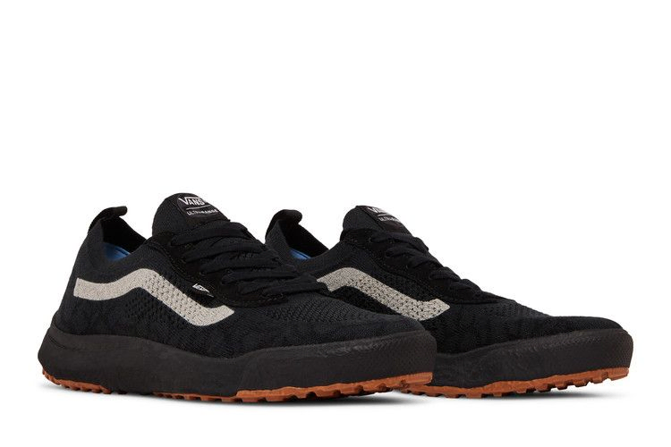 ultrarange-vr3-black-gum-vn0a4bxbh7i_07