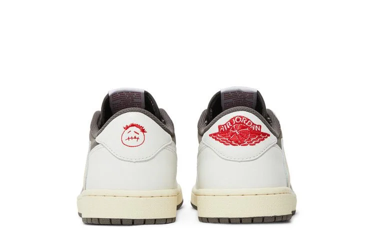 Krossovki-Travis-Scott-x-Air-Jordan-1-Retro-Low-OG-Reverse-Mocha-5