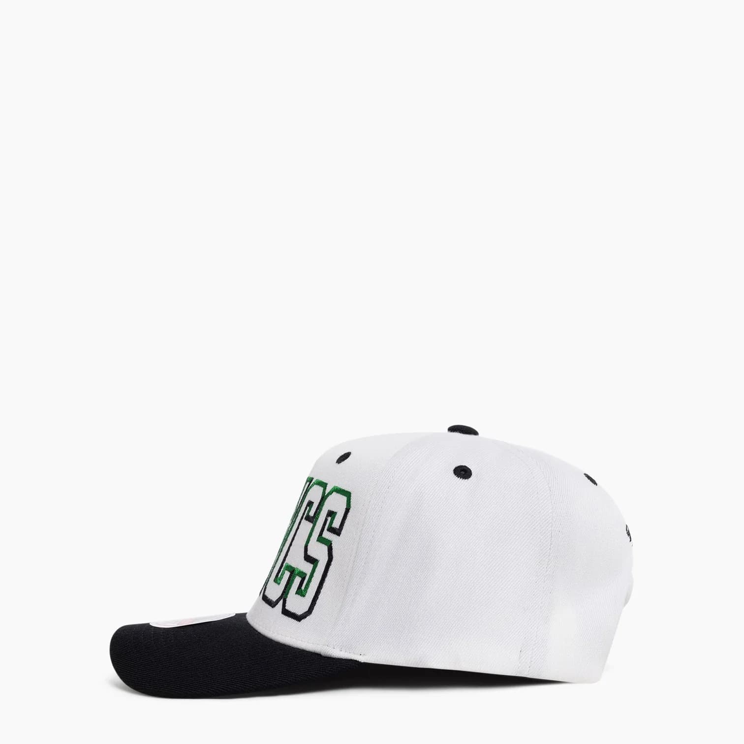 Mitchell-Ness-Boston-Celitcs-Bevel-Classic-Stretch-NBA-Snapback-2