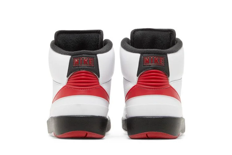 Кроссовки Air Jordan 2 Retro GS 'Chicago' 2022