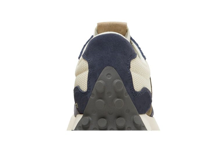 Кроссовки New Balance 327 'Beige Navy'