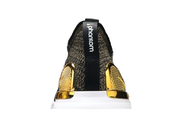 wmns-react-phantom-run-flyknit-2-premium-black-metallic-gold-cz4830-001_06