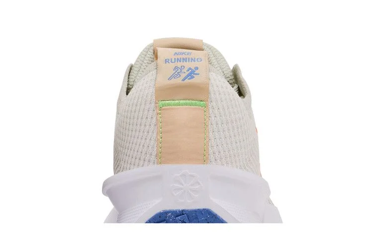 Кроссовки Nike Wmns Interact Run 'Light Bone Bright Mandarin'