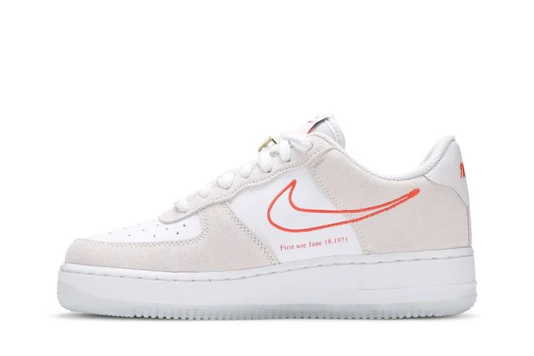 Кроссовки Nike Wmns Air Force 1 '07 SE 'First Use'