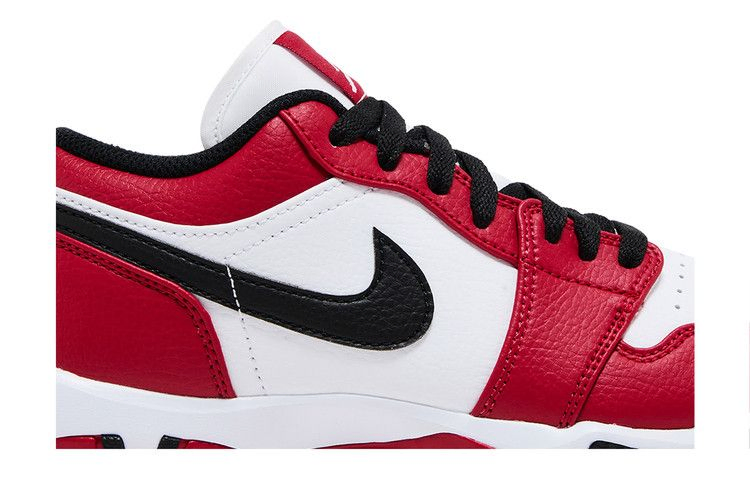 jordan-1-low-cleat-gs-chicago-hf6885-106_01
