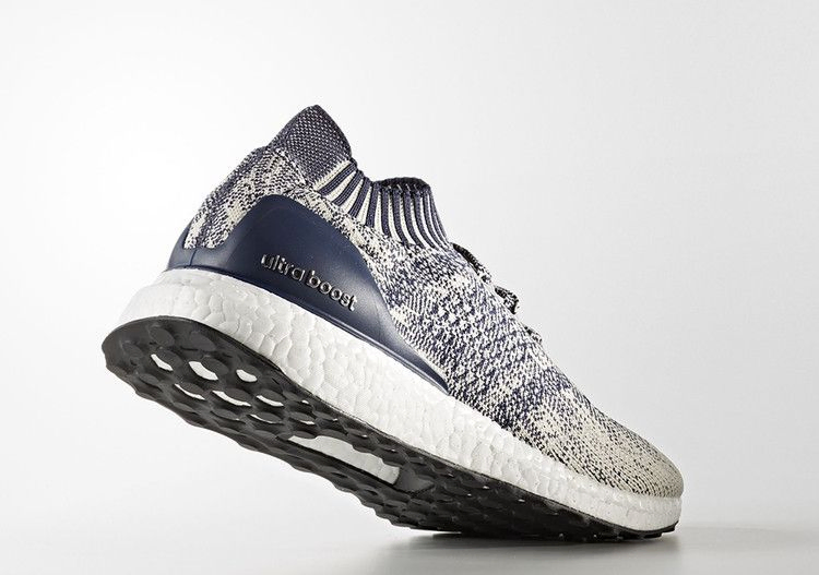 Кроссовки Adidas UltraBoost Uncaged 'Cream Navy'