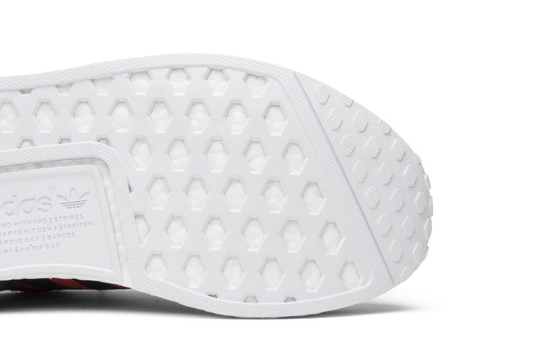 Кроссовки Adidas NMD_R1 'Core Red'