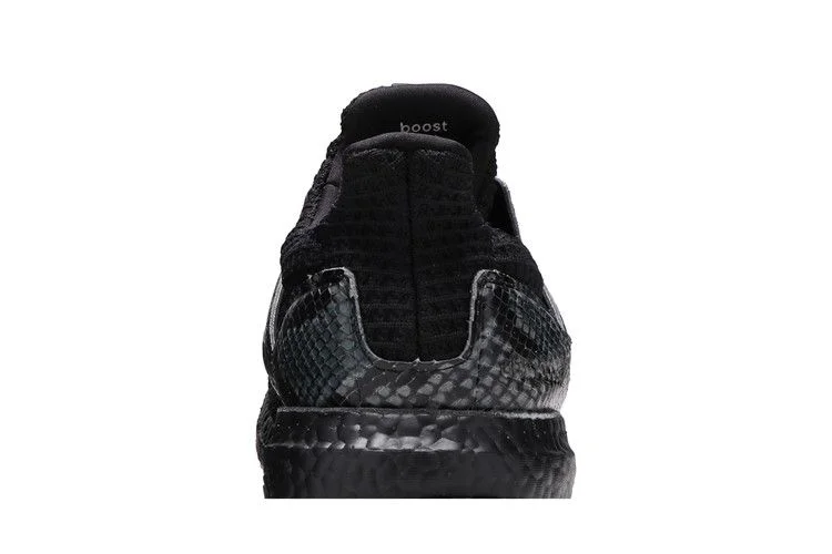 Krossovki-adidas-UltraBoost-DNA-Animal-Pack-Black-Phyton-6