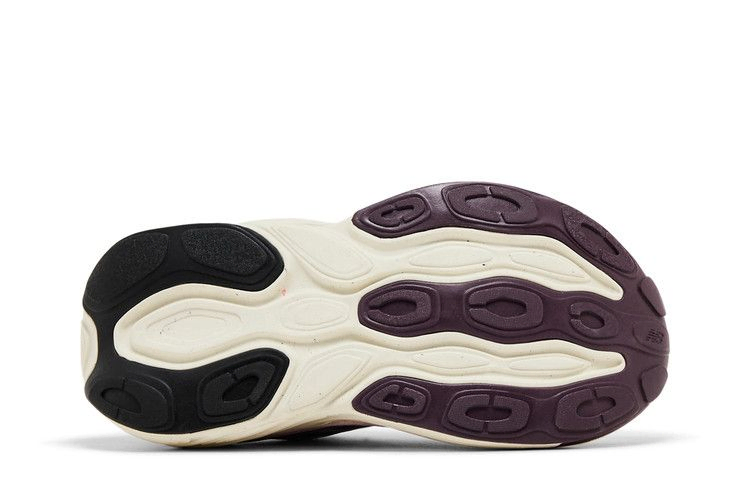 Кроссовки New Balance Wmns Fresh Foam X More v5 'Ice Wine'