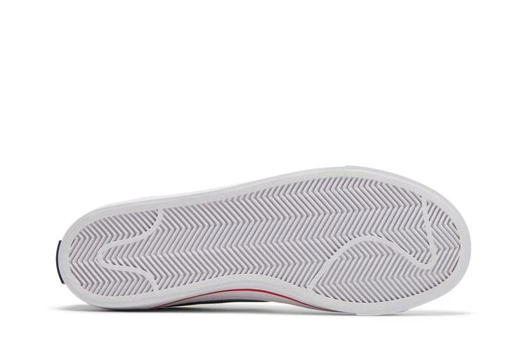 Krossovki-Nike-Court-Legacy-GS-White-Deep-Royal-Blue-Red-3