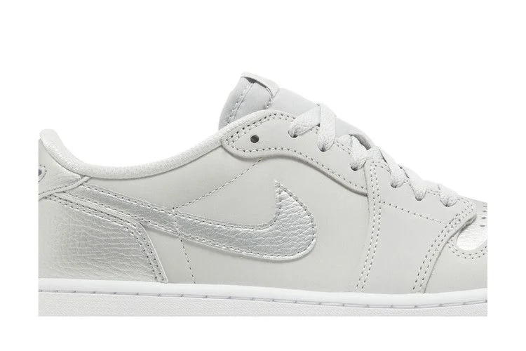 Кроссовки Air Jordan 1 Retro Low OG 'Metallic Silver'