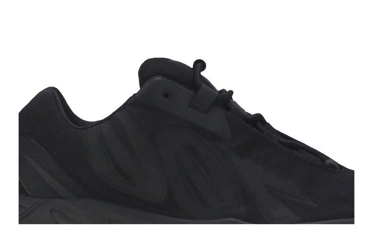 Кроссовки adidas Yeezy Boost 700 MNVN Kids 'Triple Black'