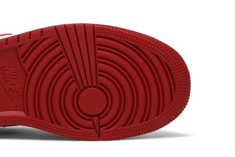 Krossovki-Air-Jordan-1-Low-GS-Gym-Red-4