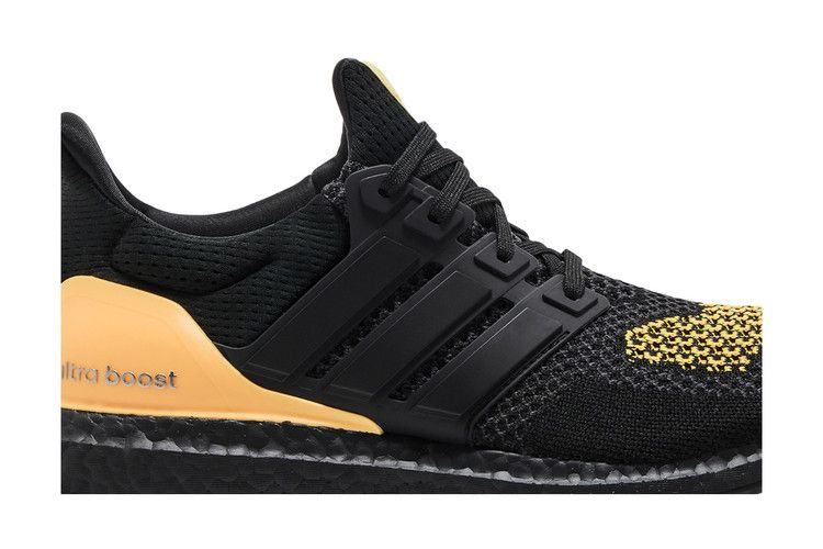 Кроссовки adidas UltraBoost 1.0 'Black Spark'