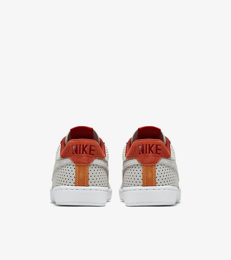 Krossovki-Nike-Tennis-Classic-Ultra-QS-3
