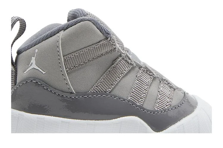 Krossovki-Air-Jordan-11-Retro-CB-Cool-Grey-2021-1