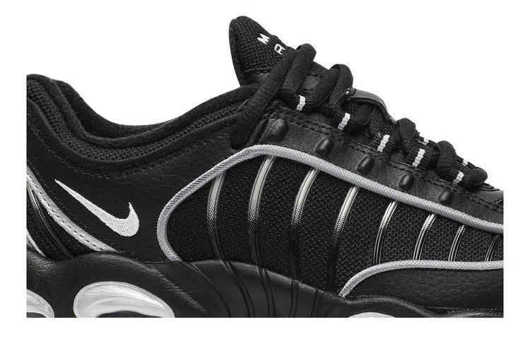 Krossovki-Nike-Air-Max-Tailwind-4-GS-Black-White-1