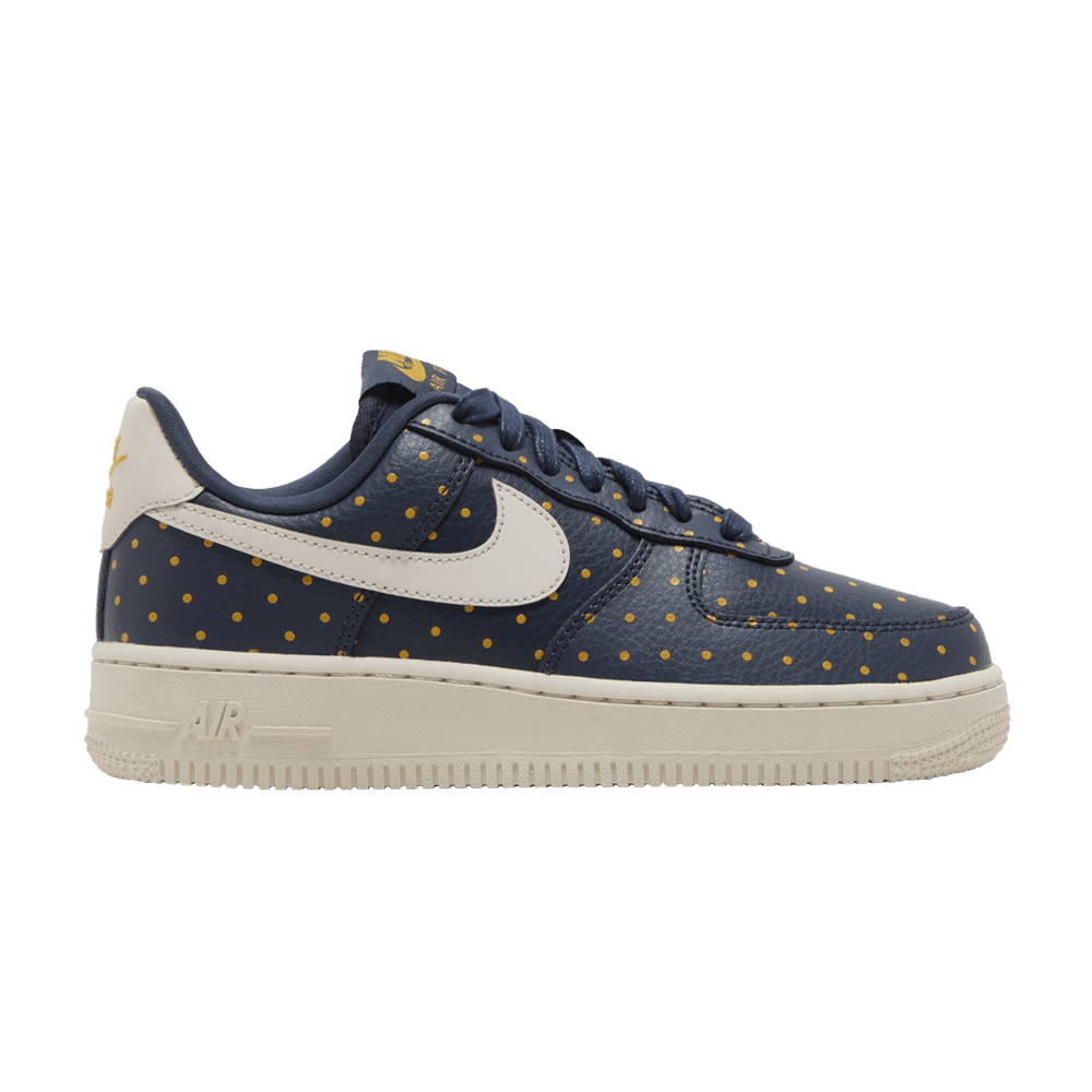 wmns-air-force-1-07-low-polka-dots-at5019-400