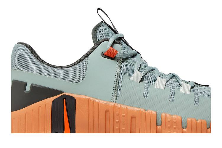 Кроссовки Nike Free Metcon 5 'Mica Green Campfire Orange'
