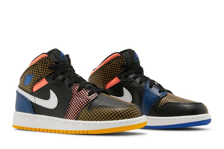 air-jordan-1-mid-mmd-gs-multi-gird-dc4092-001_07