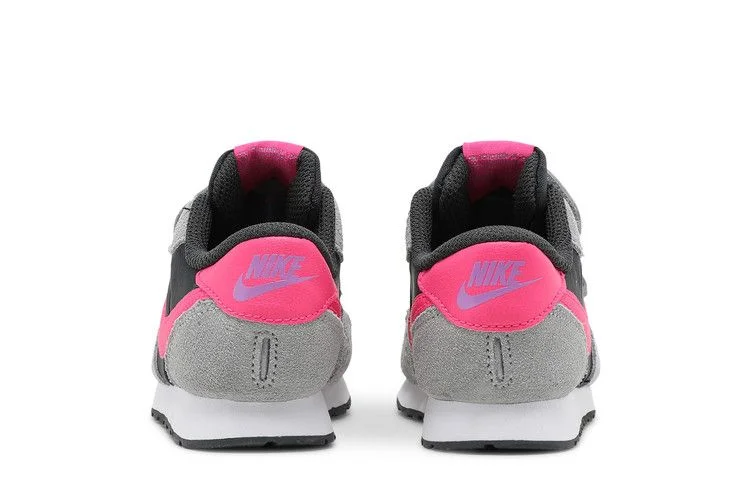 Krossovki-Nike-MD-Valiant-TD-Dark-Smoke-Grey-Fuchsia-Glow-5