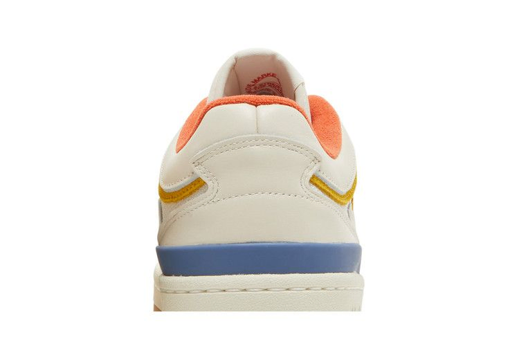 wood-wood-x-forum-low-off-white-yellow-gw9313_06