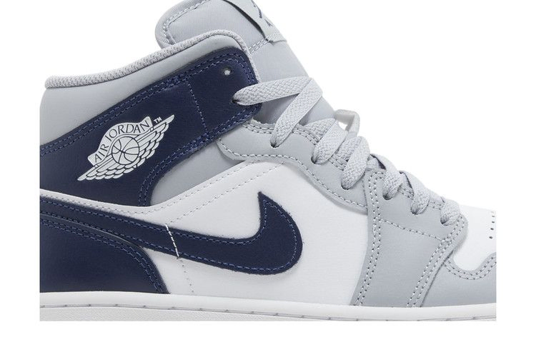 Кроссовки Air Jordan 1 Mid 'Wolf Grey Midnight Navy'