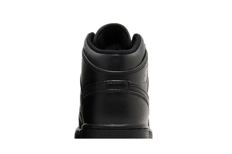 Кроссовки Air Jordan 1 Mid GS 'Triple Black' 2022