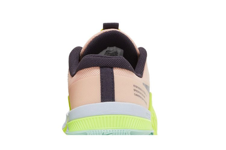 wmns-metcon-8-arctic-orange-volt-do9327-800_06