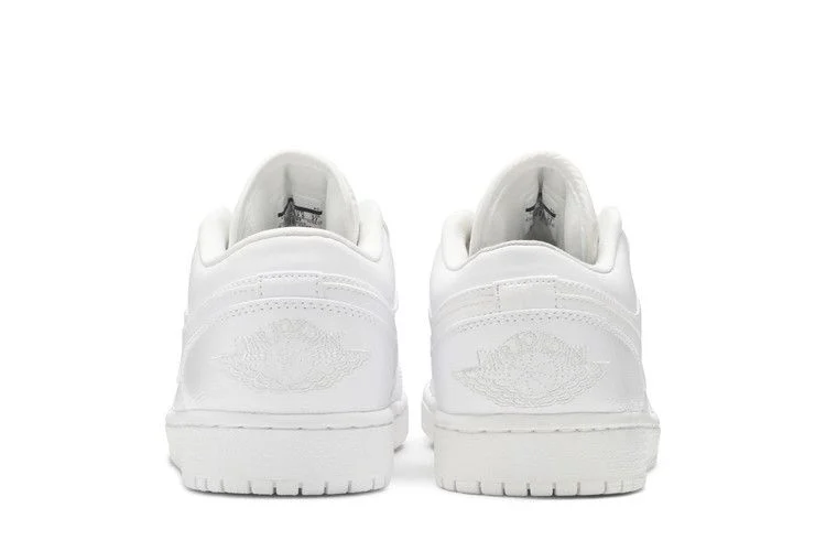 Кроссовки Air Jordan 1 Retro Low 'Triple White'
