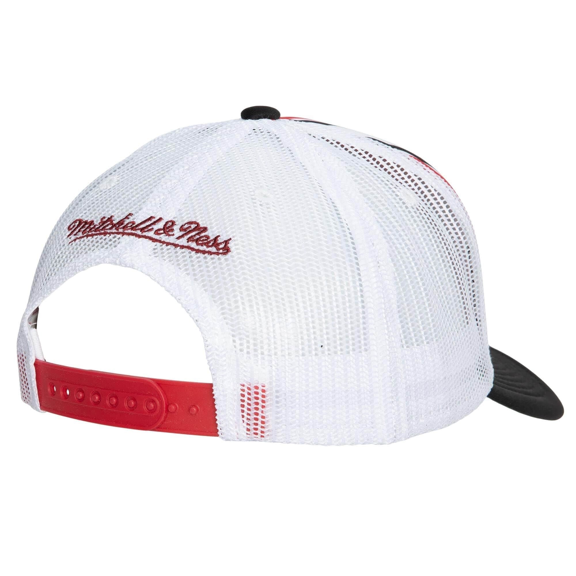 Бейсболка Mitchell & Ness Retro Trucker Snapback HWC Miami Heat Hat