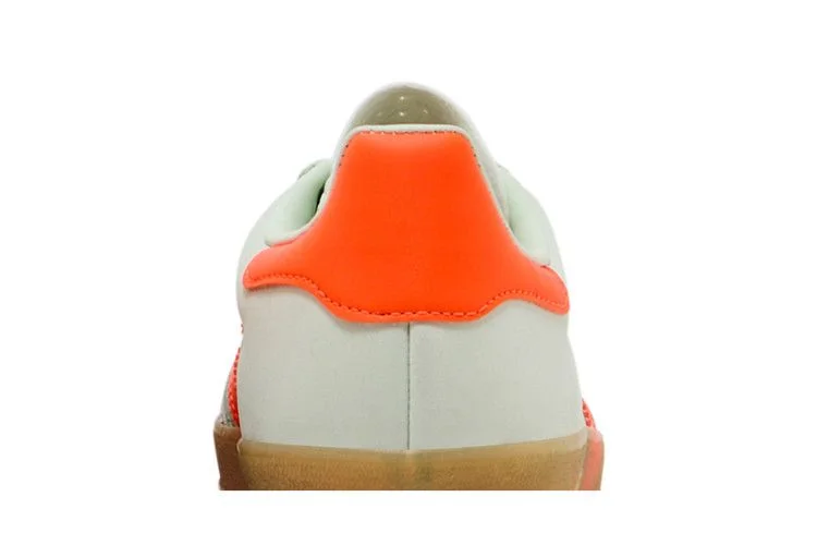 Кроссовки adidas Wmns Gazelle Indoor 'Linen Green Solar Orange'