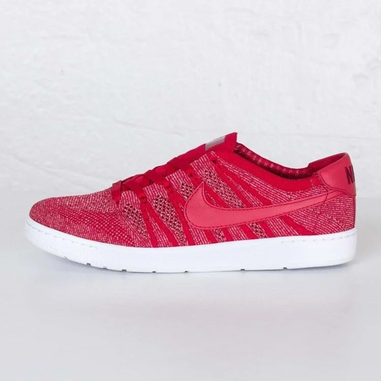 Кроссовки Nike Tennis Classic Ultra Flyknit