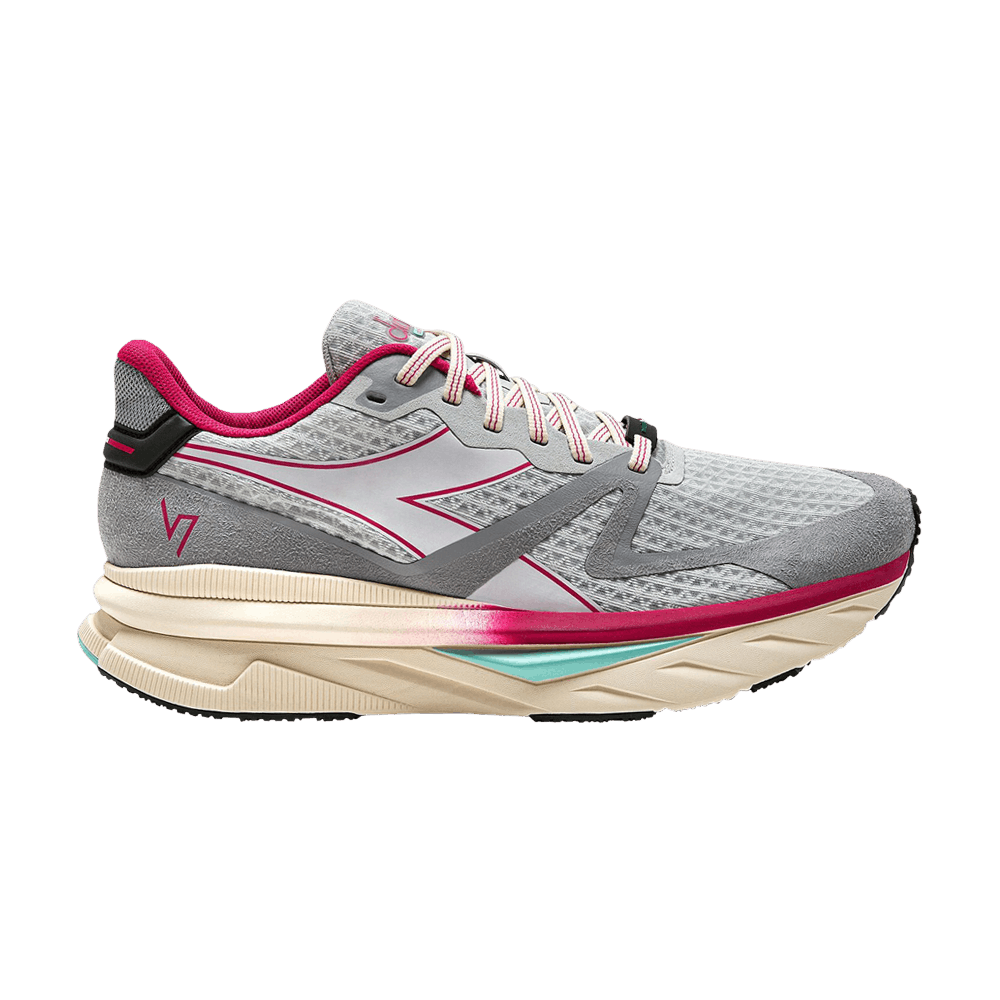 Кроссовки Diadora Atomo V7000 'Silver Rubine Red'