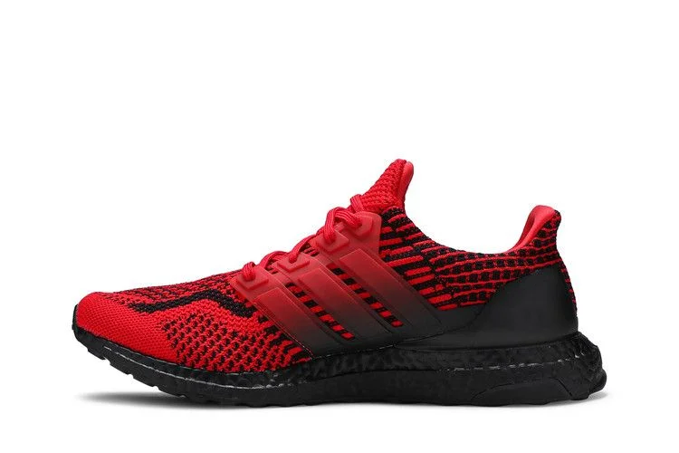 Кроссовки adidas UltraBoost 5.0 DNA 'Scarlet Black'