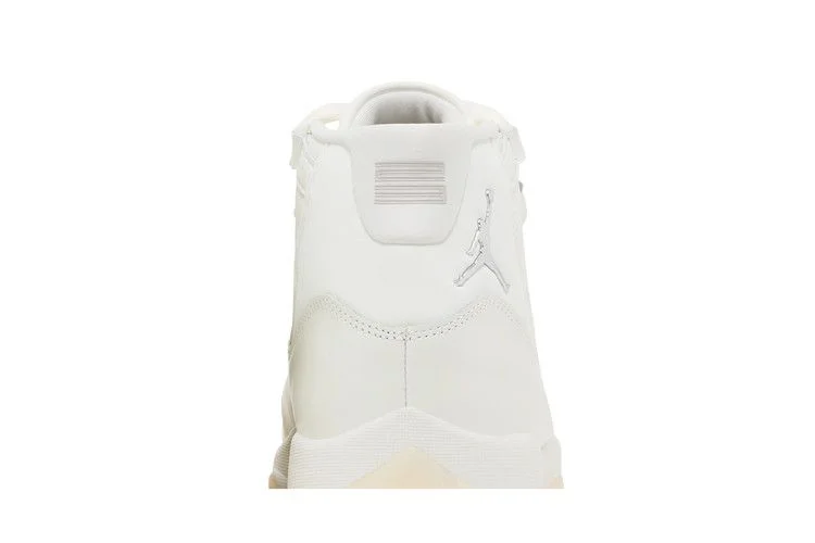 Кроссовки Wmns Air Jordan 11 Retro 'Pearl / Grand Finale'