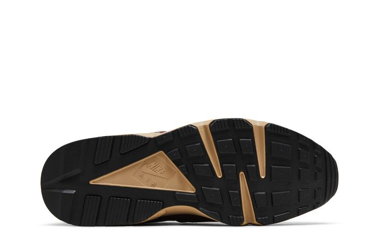 air-huarache-runner-night-maroon-dz3306-600_03