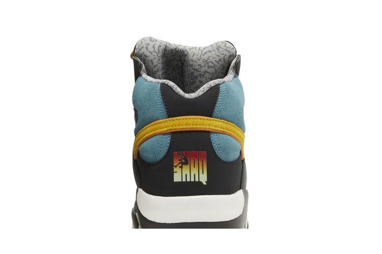 Кроссовки Street Fighter x Reebok Shaq Attaq 'Champion Edition'