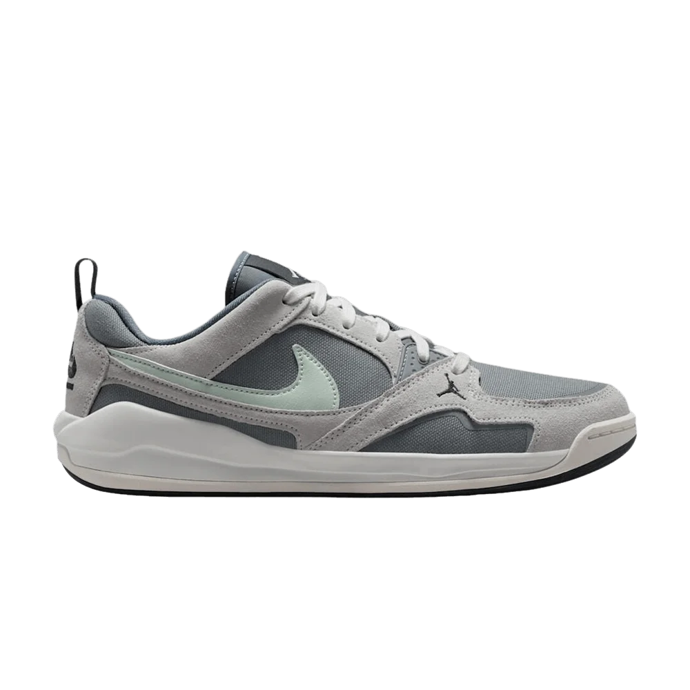Krossovki-Air-Jordan-CMFT-Era-Cool-Grey-Iris-Whisper-Jade-Aura