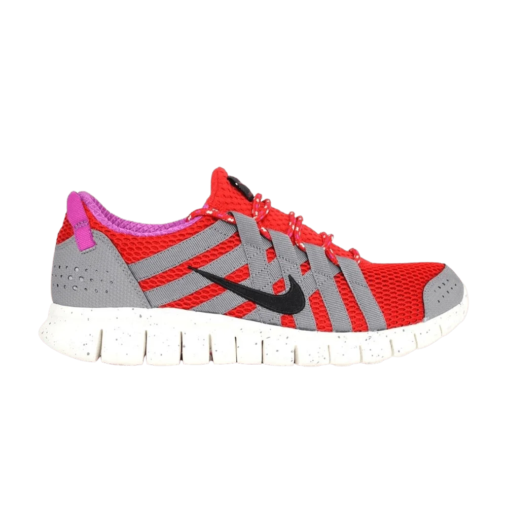 Krossovki-Nike-Free-Powerlines-Challenge-Red