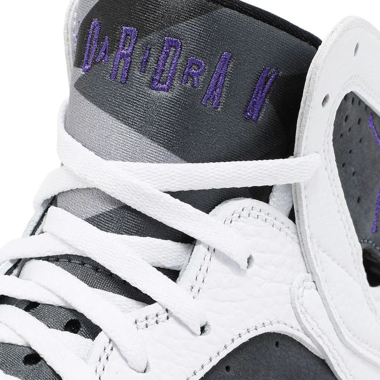 Krossovki-Air-Jordan-7-Retro-Flint-2021-11