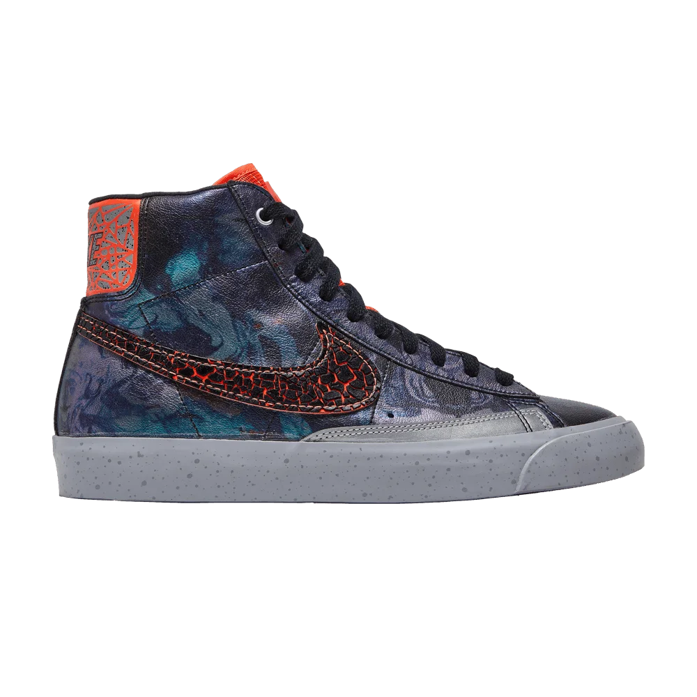 Krossovki-Nike-Blazer-Mid-PRM-QS-Area-72