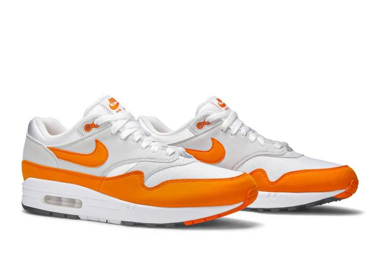 Krossovki-Nike-Air-Max-1-Magma-Orange-7