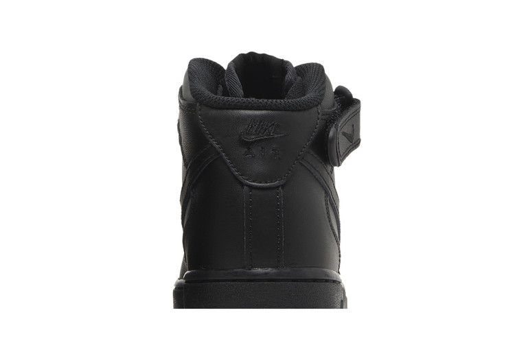 Кроссовки Nike Wmns Air Force 1 '07 Mid 'Triple Black'